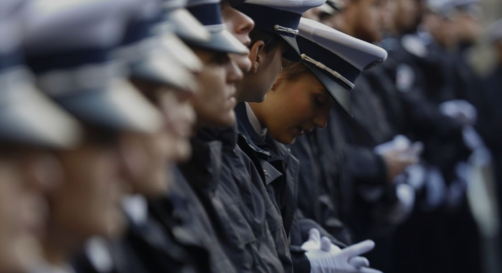 Gardien de la paix en uniforme - Préparation aux épreuves écrites du concours 2026